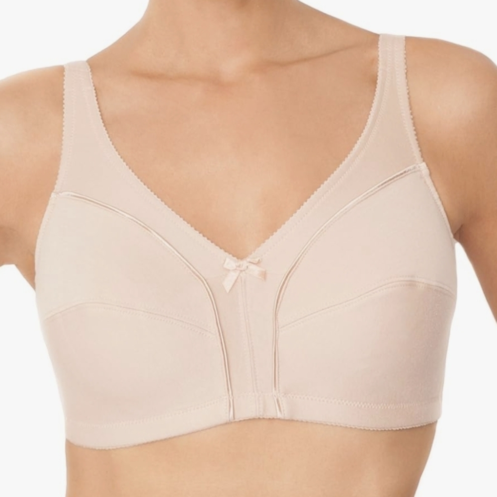 NWOT / NEW Fruit of the Loom Soft Cotton Beige Bra 38B Style 96825